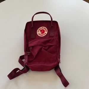 Kånken Mini Backpack - Deep Red